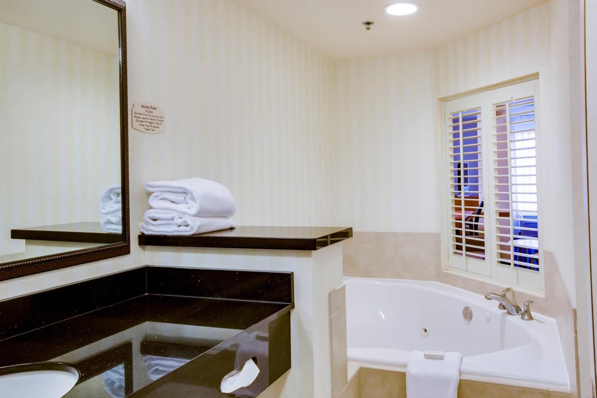 Fairfield Inn And Suites By Marriott Titusville Kennedy Space Center מראה חיצוני תמונה